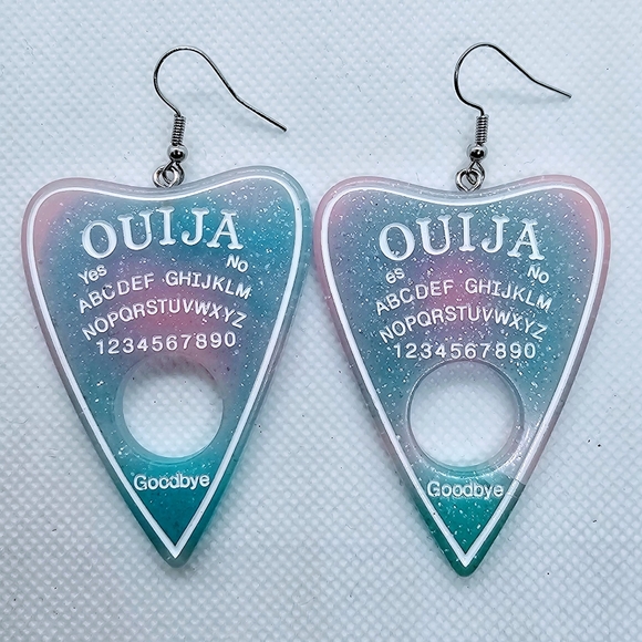 Planchette / Ouija Earrings! Hypo-Allergenic Hook Earrings - Picture 5 of 6